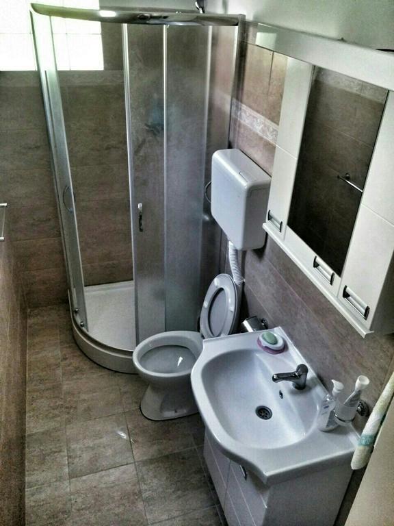 Podkosljun Apartment *